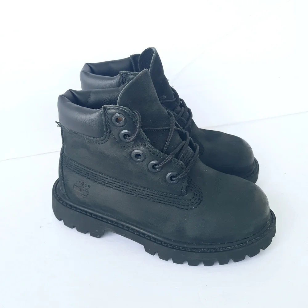 Timberland Boots Black Classic size 8 Kids